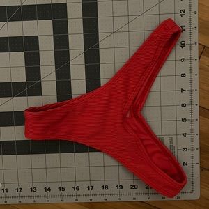 437 Stella Bottoms size small